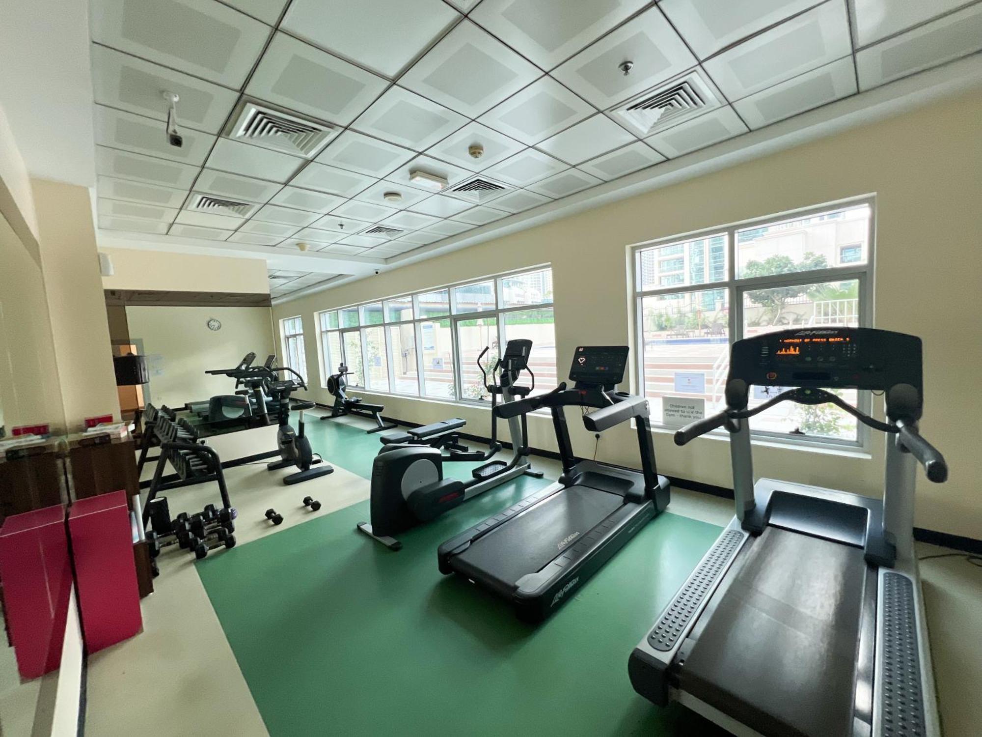 Spacious 2 Bed Apt At Marina High Floor Dubai Exterior foto